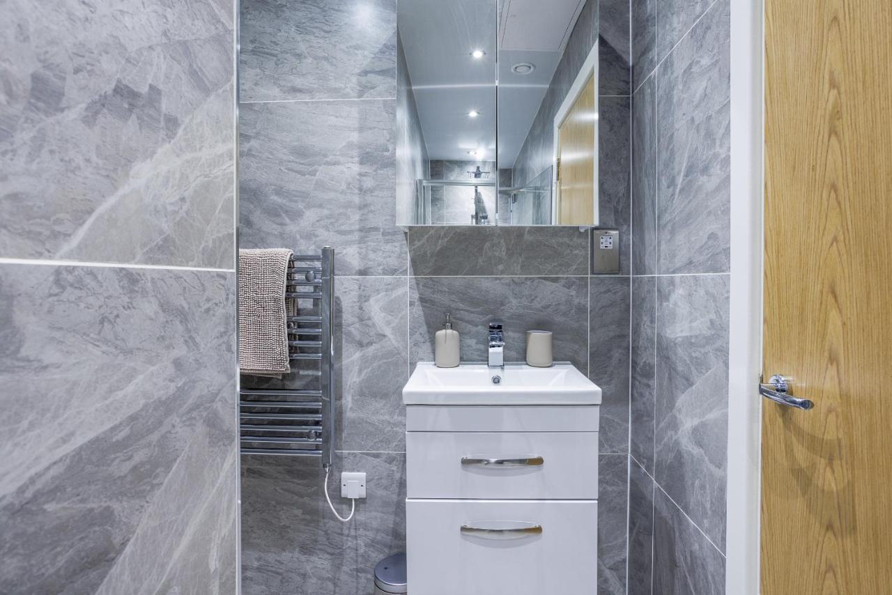 Luxury Apartment 5 Min To City Centre*Free Parking Newcastle upon Tyne Buitenkant foto
